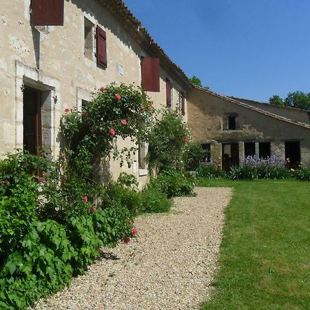 Maison De Bastien Lugon et l’Ile du Carney Kültér fotó