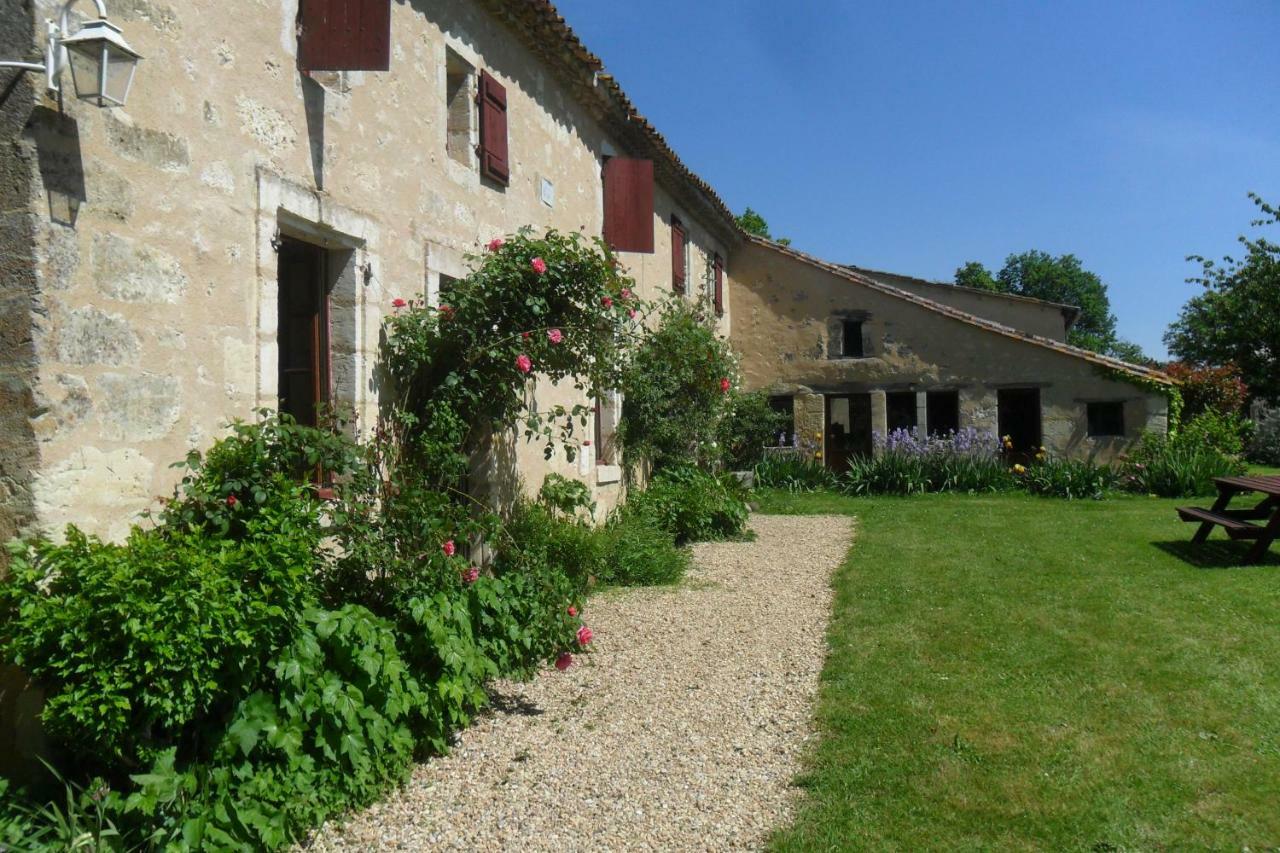 Maison De Bastien Lugon et l’Ile du Carney Kültér fotó
