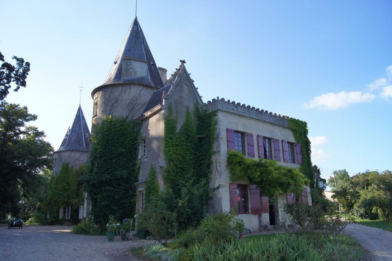 Maison De Bastien Lugon et l’Ile du Carney Kültér fotó